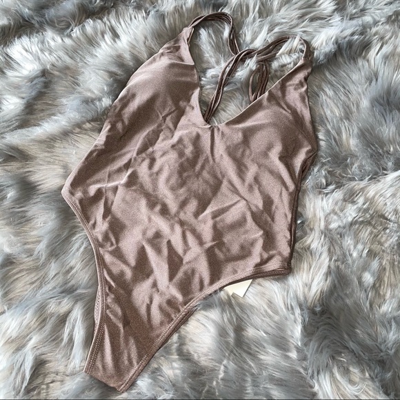 Plunge swimsuit one piece NWT - Picture 4 of 5